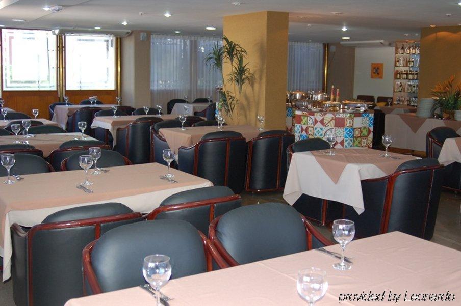 Like Ue Hotel גויאניה מסעדה תמונה